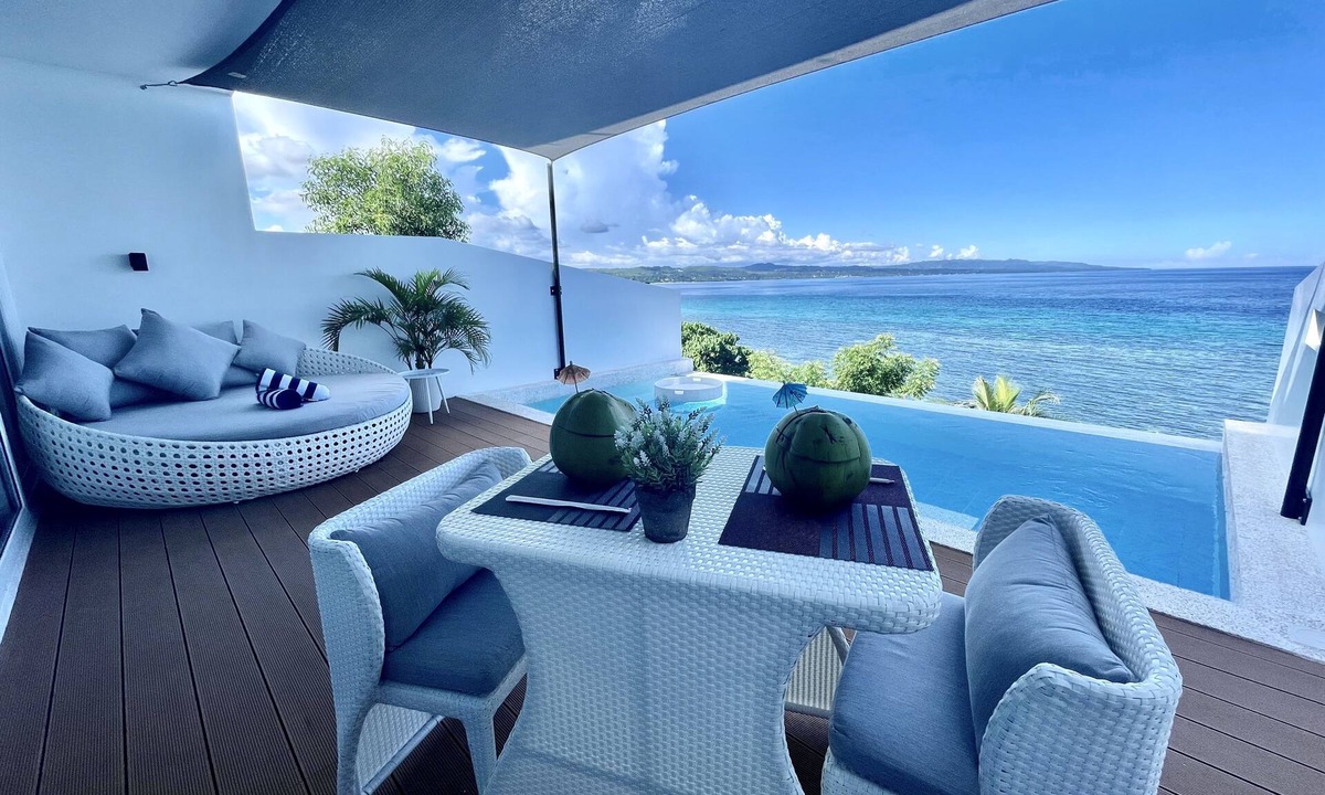 Dauis Hotel | Epic Suites Bohol - Adults Only