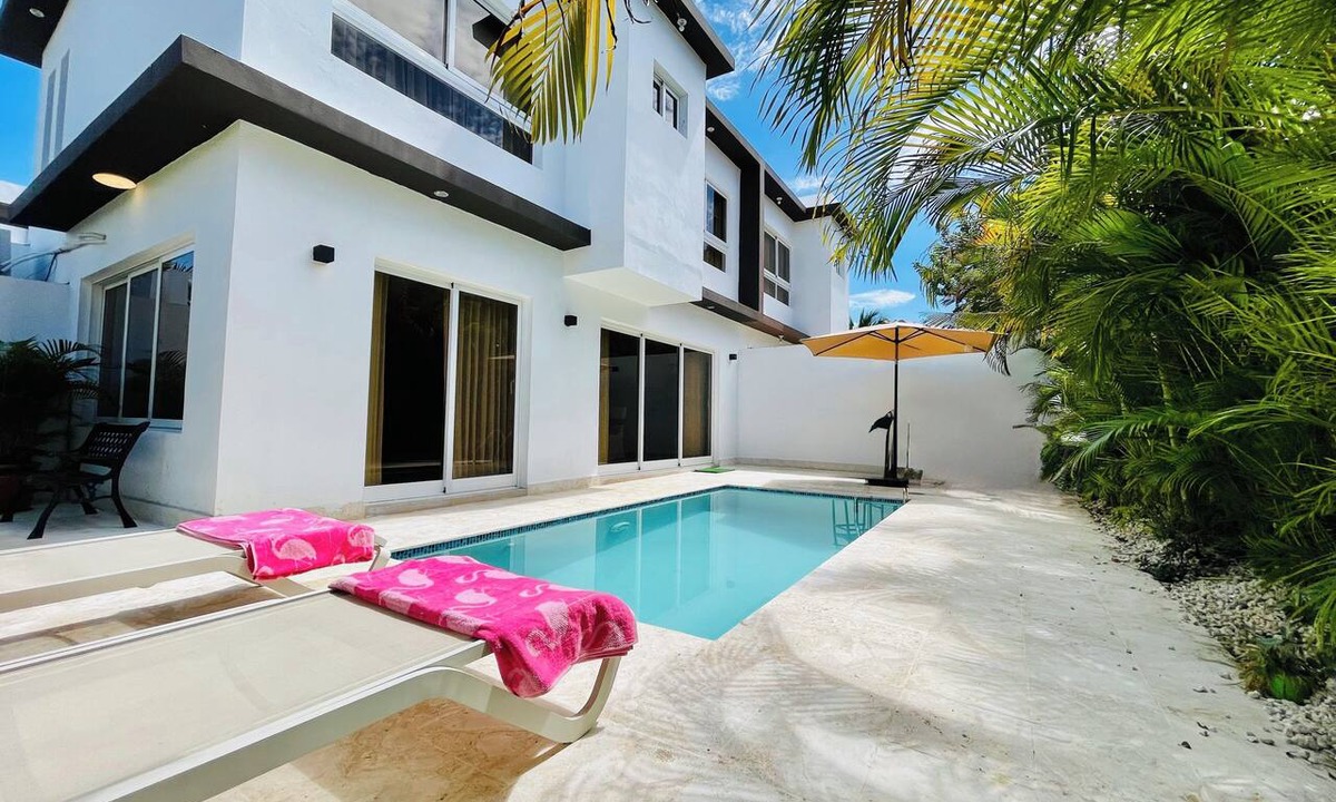 Villas Del Mar House | Excellent, comfortable, and luxurious home in Metro Country Club