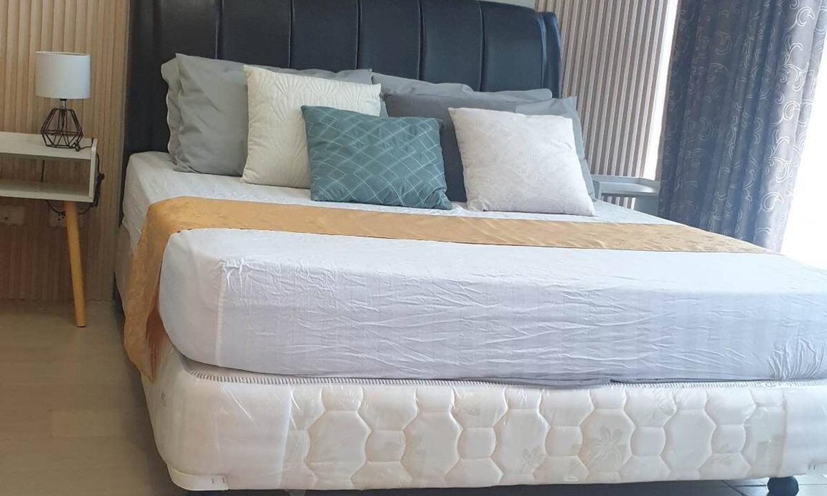 Taguig Condo | Fabulous 1bedroom Uptown Parksuites BGC