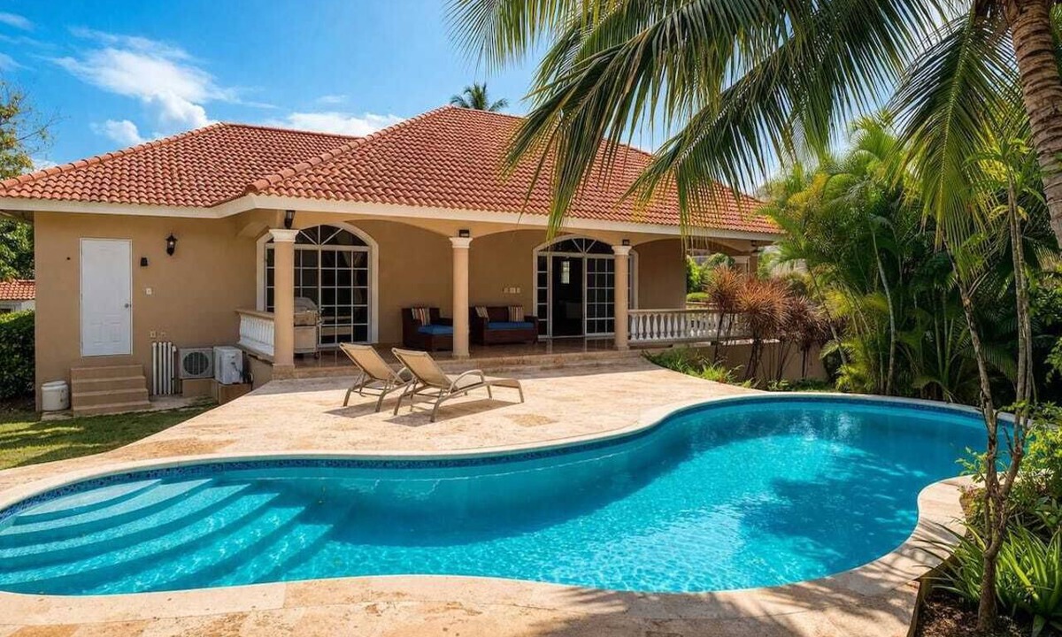 Urbanizacion Tavarez House | Fabulous family-friendly 5-bedroom villa with AC in vibrant Sosúa.
