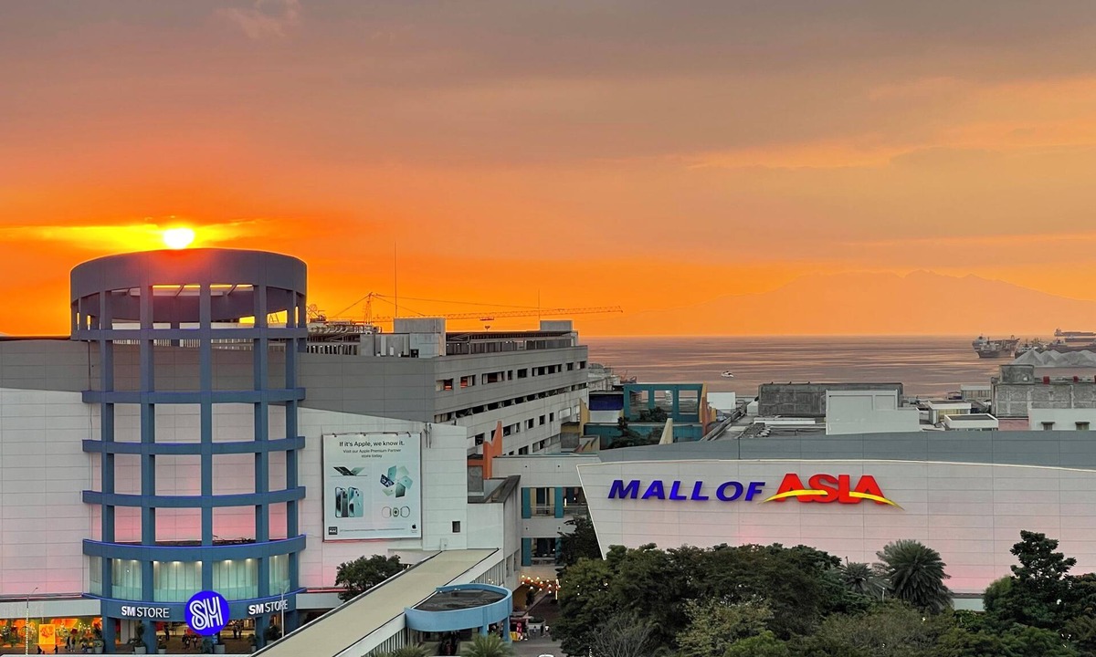 Barangay 76 Condo | Family/Barkada Room 6-10 pax Mall of Asia view Sea Residences