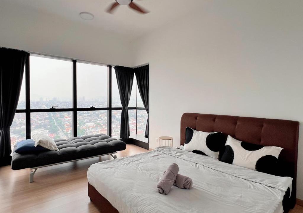 Petaling Jaya Apartment | Family Gathering with Bathtub in Icon City, 12 Pax near Bandar Sunway