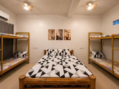 Lipa Apartment | Family or Barkada Transient Stay Near SM Lipa