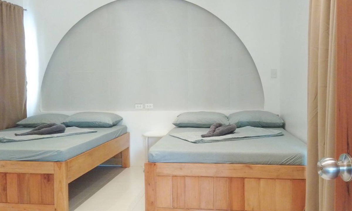 Sipalay Apartment | Family Room 1 at Na-Yah Resort