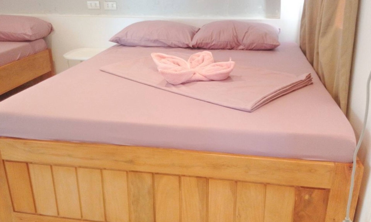 Sipalay Apartment | Family Room 2