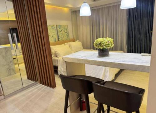 Don Bosco Apartment | Family room at azure - near airport