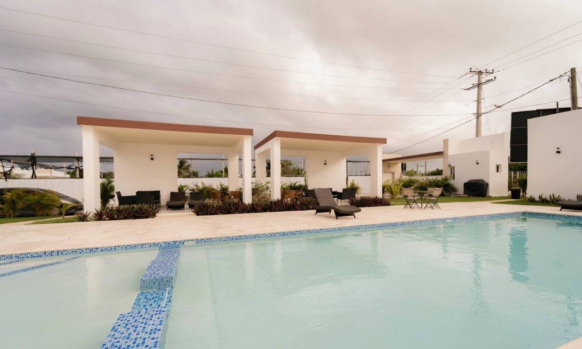 El Macao House | Family Villa w Pool BBQ 5 Min From Macao Beach