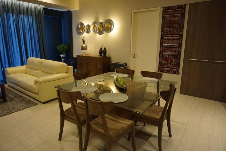 Batu Ferringhi Apartment | Ferringhi Luxury Suite @ By The Sea