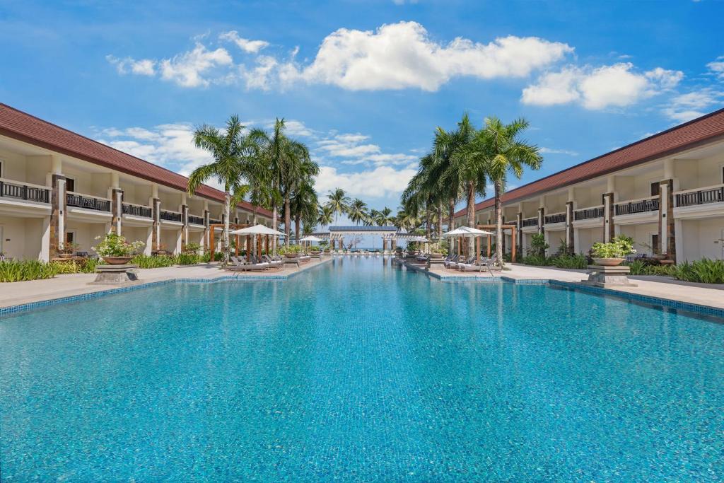 Cabayugan Resort | Four Points by Sheraton Palawan Puerto Princesa