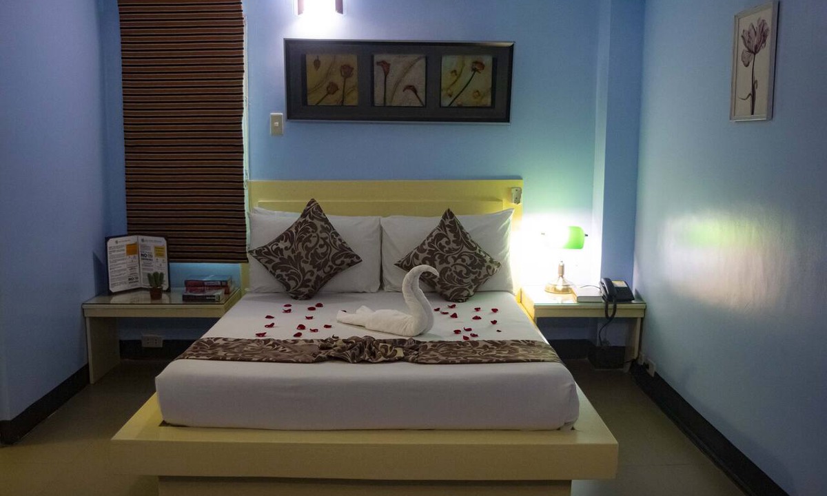 Pio del Pilar Hotel | Franchise One Hotel