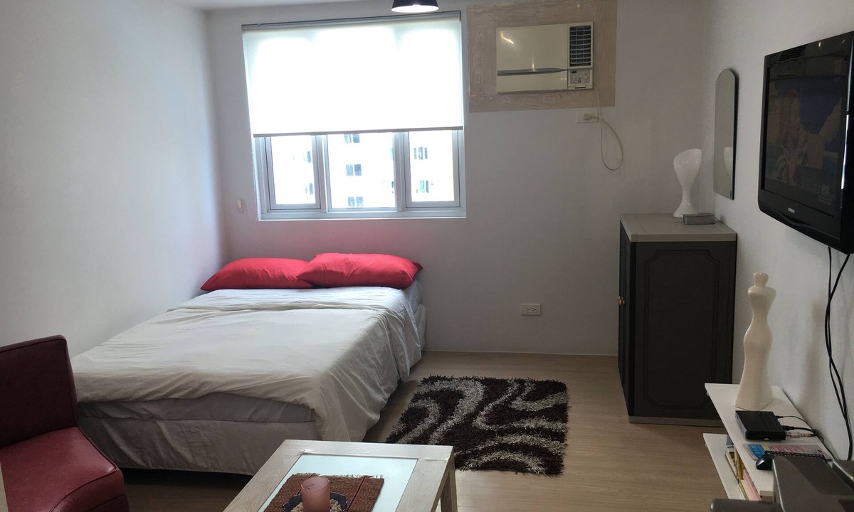 South Triangle Apartment | Fully Furnished Studio Unit in South Triangle Quezon City Metro Manila