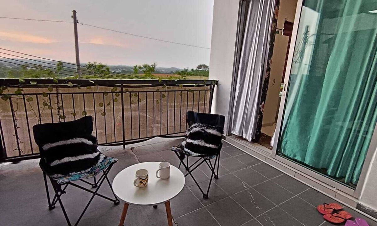 Rawang Villa | Fun Park Master King bedroom(Balcony+Private Garden+WiFi+Parking+KitchenLaundry)