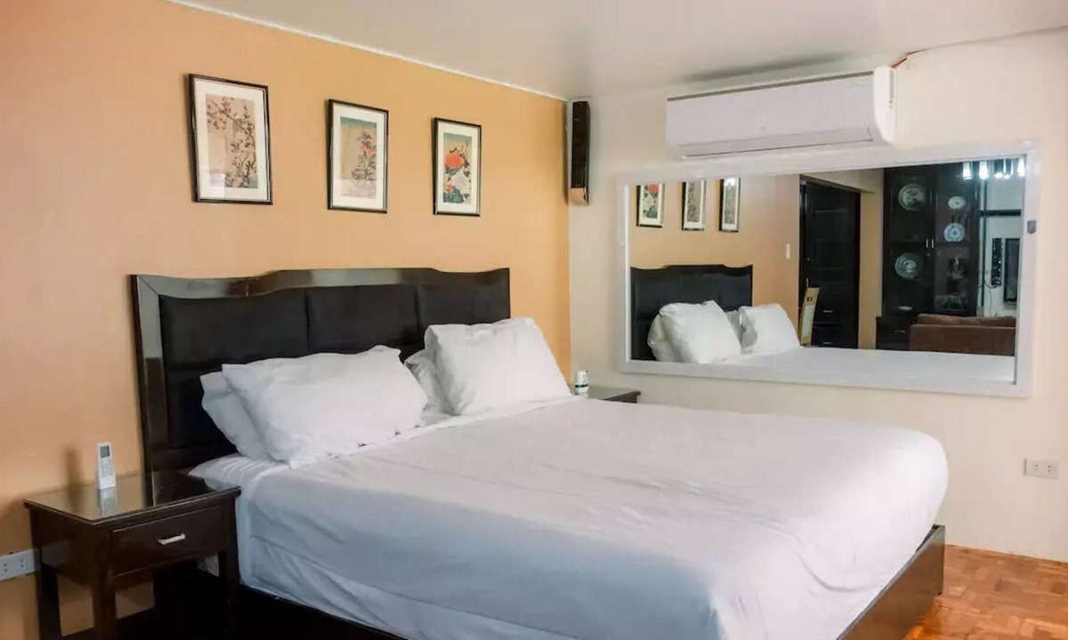Olongapo House | Gallery & Garden Villas 1LDK Unit C @SBMA
