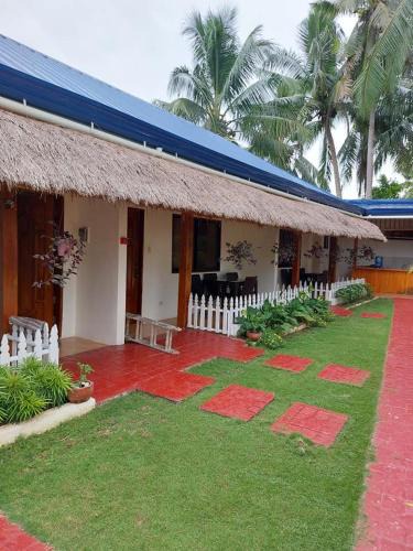 Panglao Bed & Breakfast | Glorias Panglao Inn 2 (Family/Group Rooms)