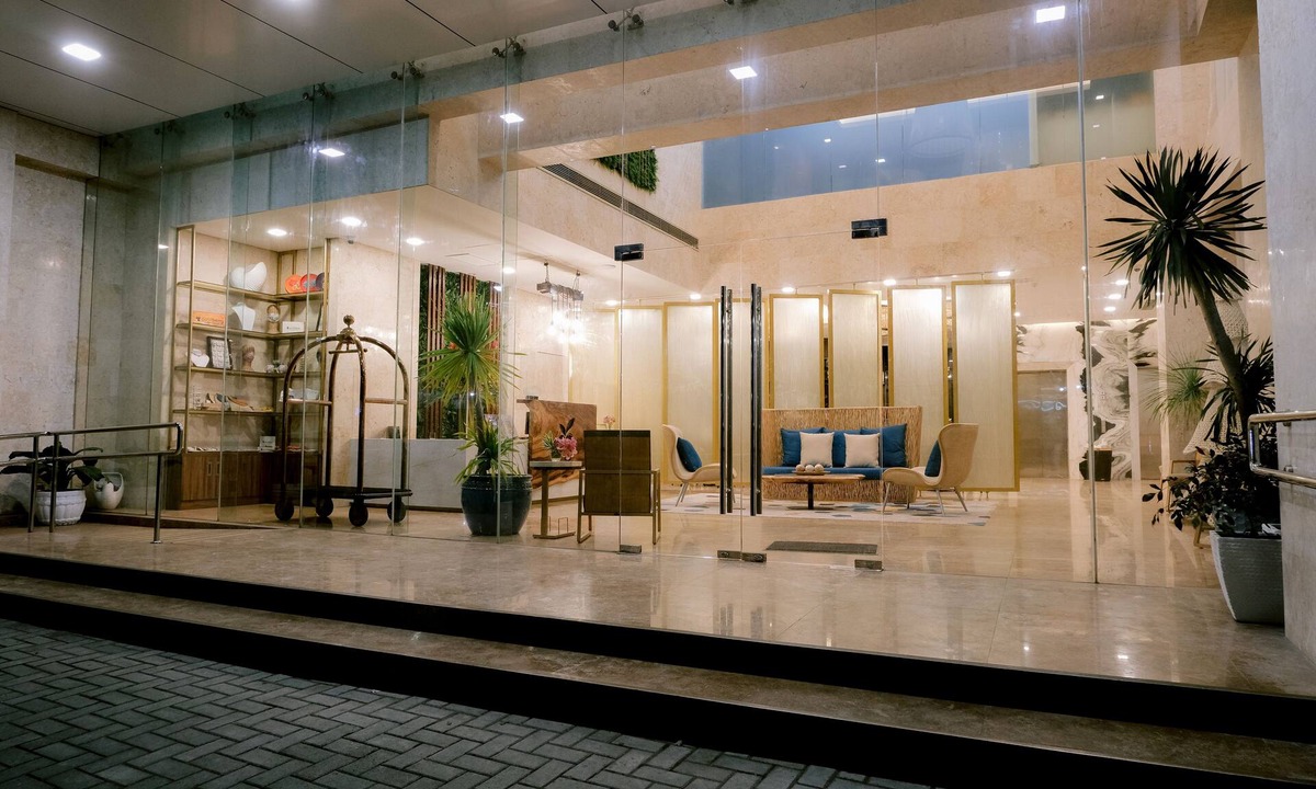 Cebu Hotel | Goldberry Suites and Hotel Cebu