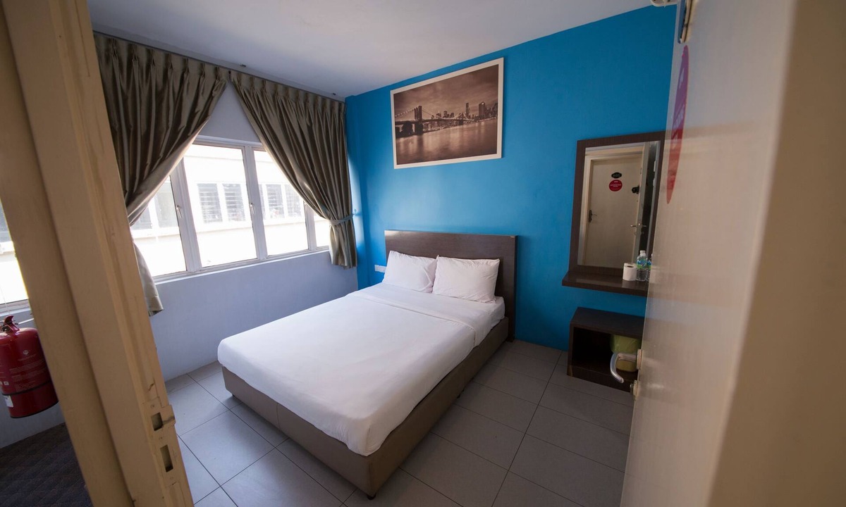 Sri Gading Hotel | Golden Pearl Hotel Near Universiti Tun Hussein Onn Malaysia UTHM