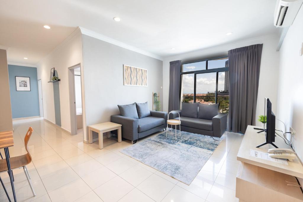 Tanjung Tokong Apartment | Golden View Serviced Apartments