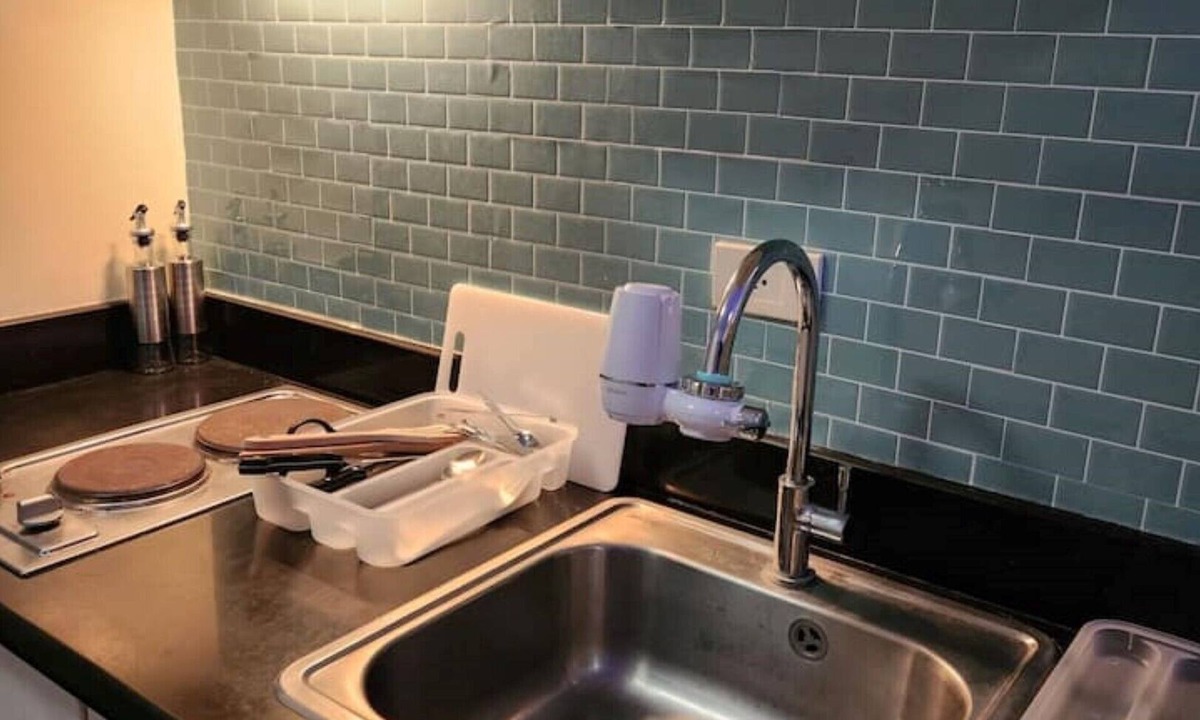 Valenzuela Condo | Good Vibes Apartment in Makati