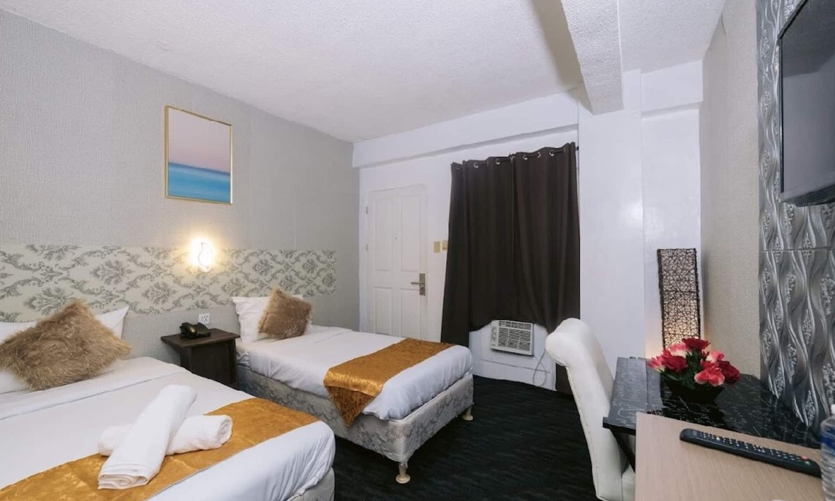 Balanga Hotel | Grand Peninsula Suites