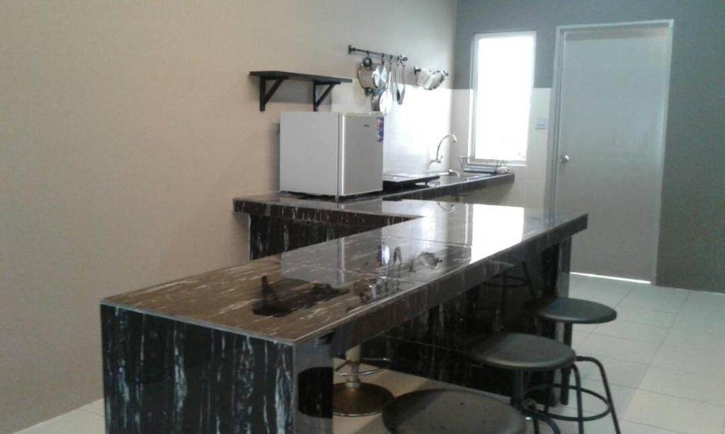 Si Rusa House | Gray Lodge