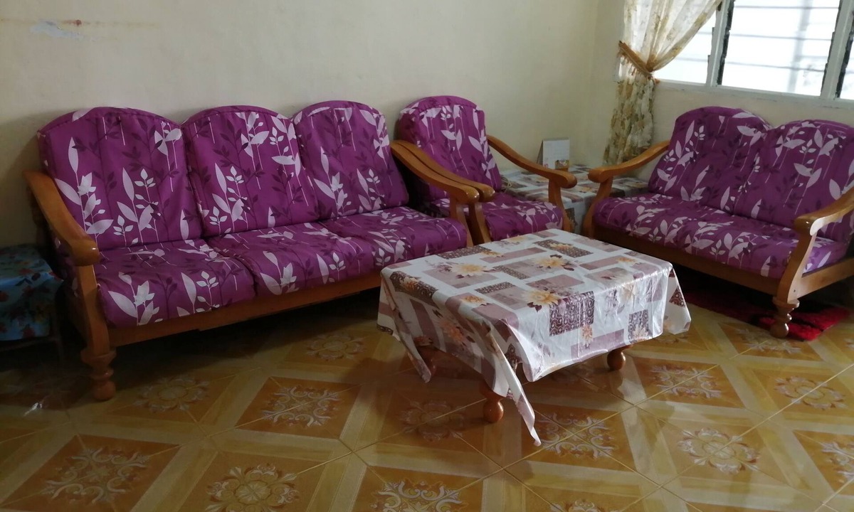 Kuala Perlis House | Guest house transit to Langawi Island