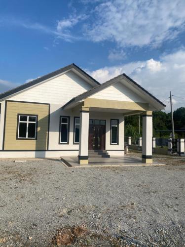 Kampong Raja House | Hanfawa Luxe Stay Homestay