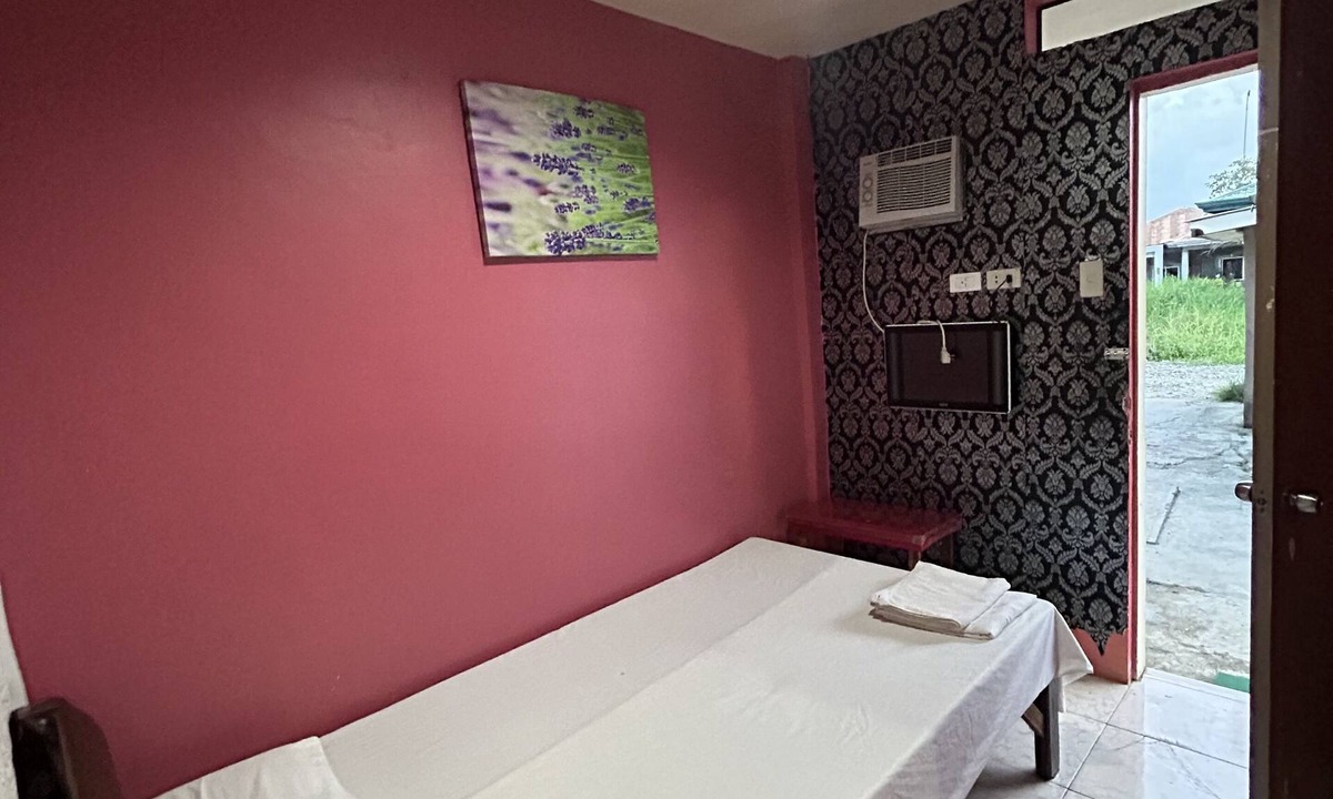 Dipolog Hotel | Happy Inn Pension House