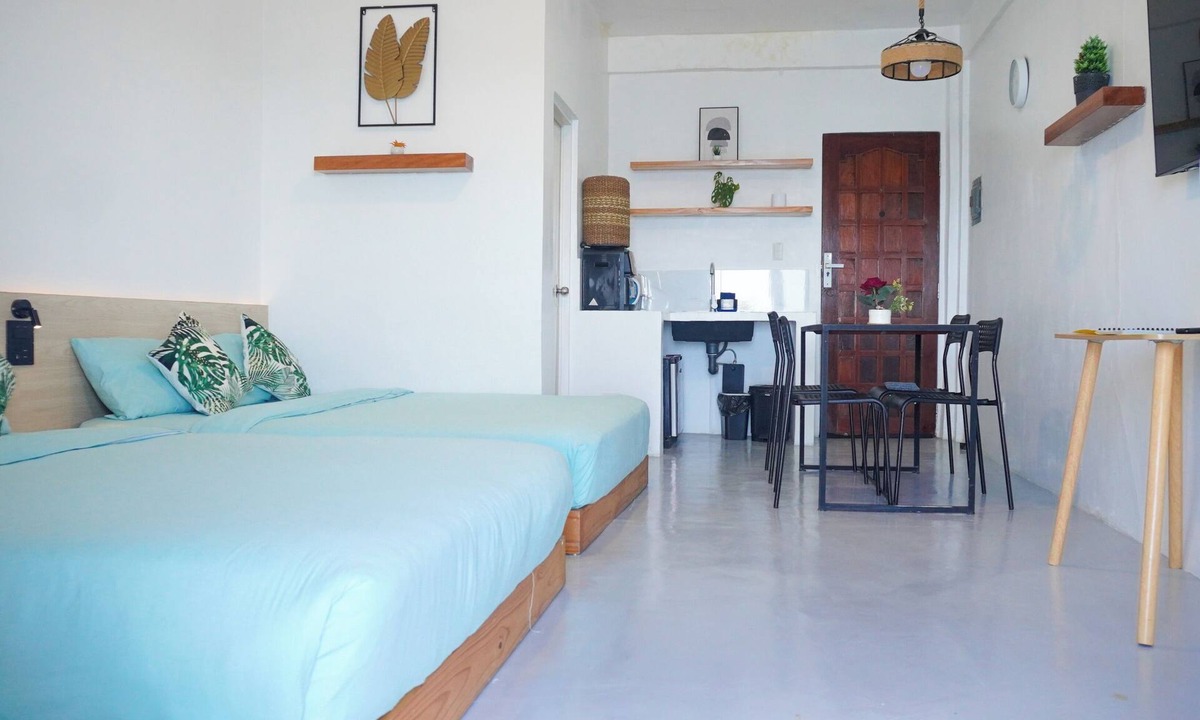 Virac Hotel | Happy Island Inn