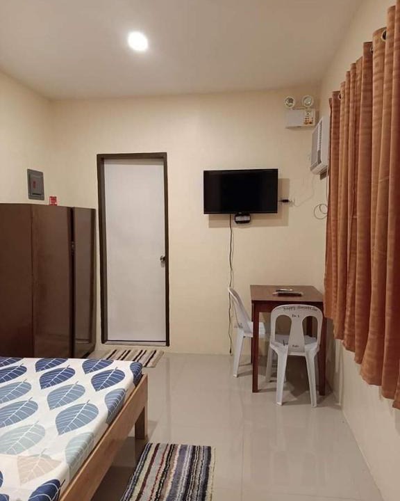 Larena House | Happy Sunset's Inn