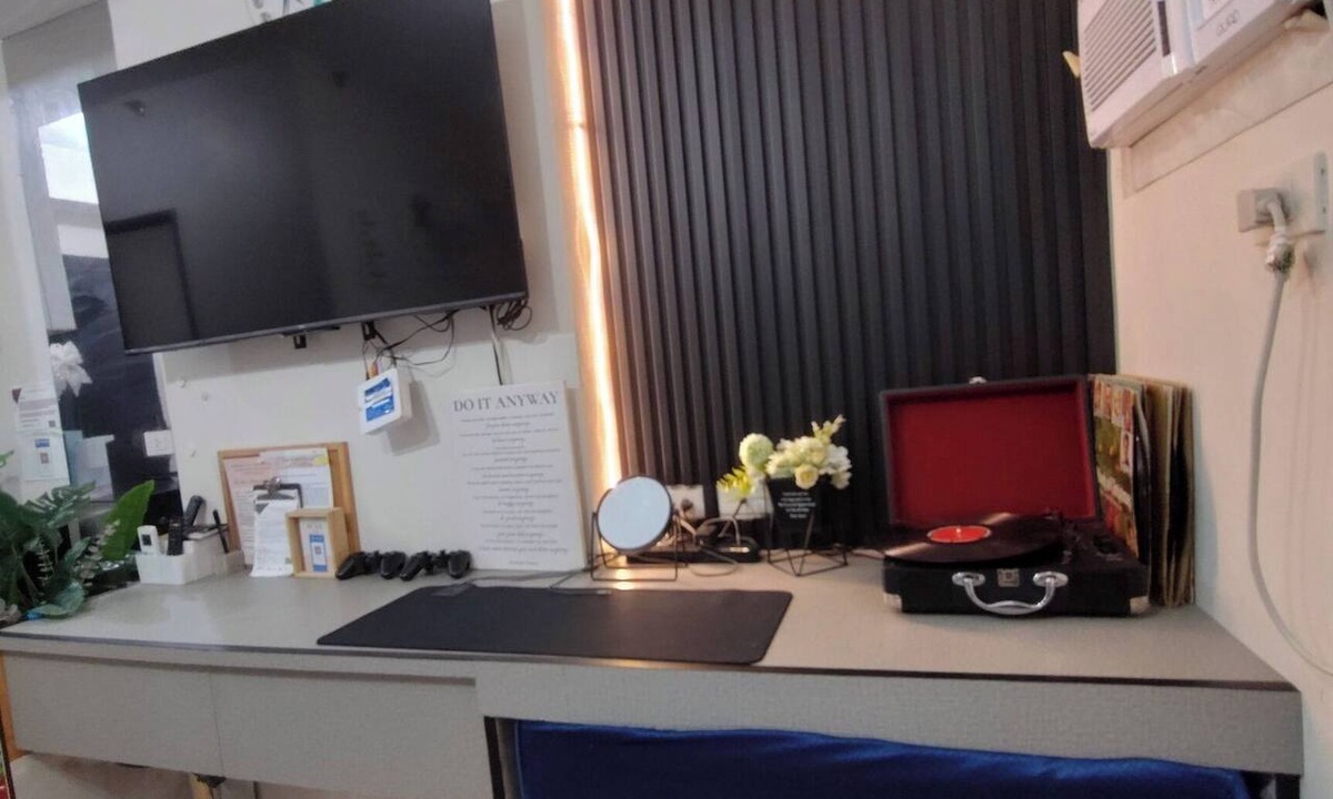 Cagayan de Oro Condo | Heart of the City Clean, Cozy Condo with Free Pool