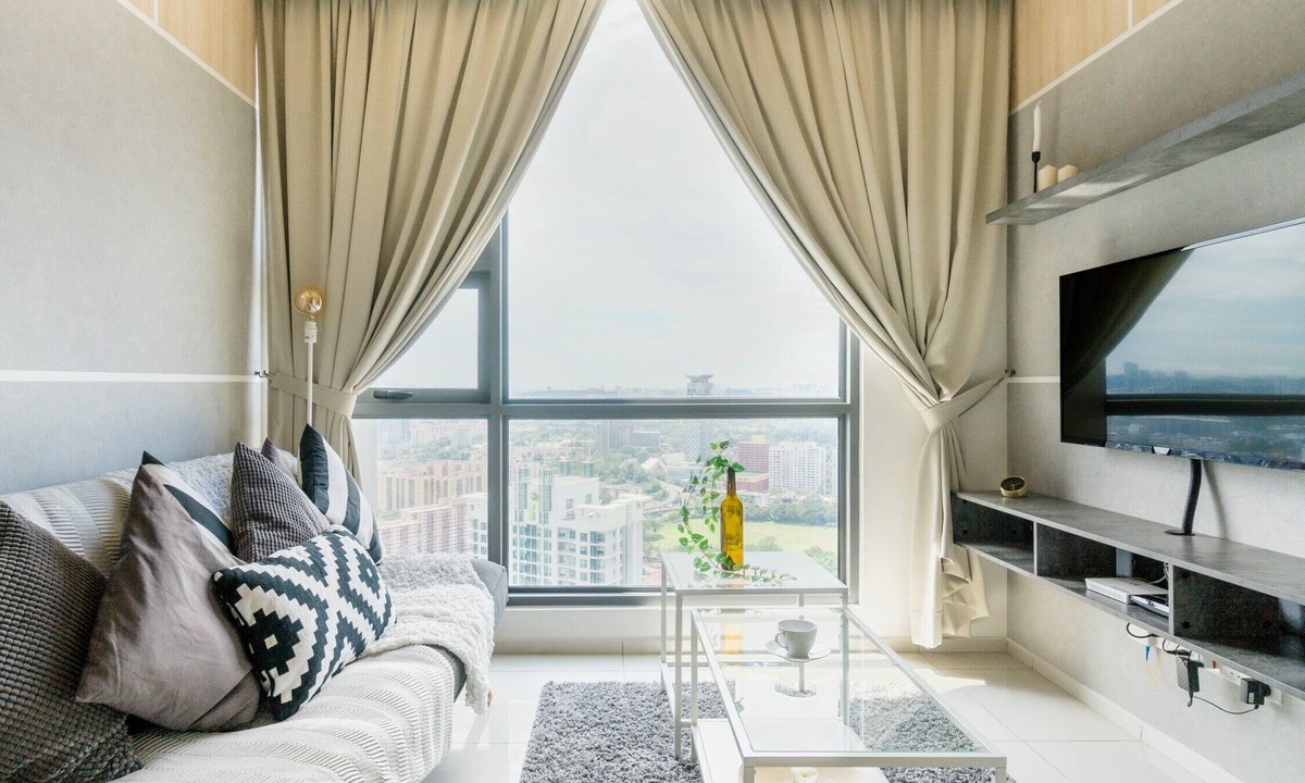 Bukit Bintang House | High-Floor Modern Apartment with Incredible Views