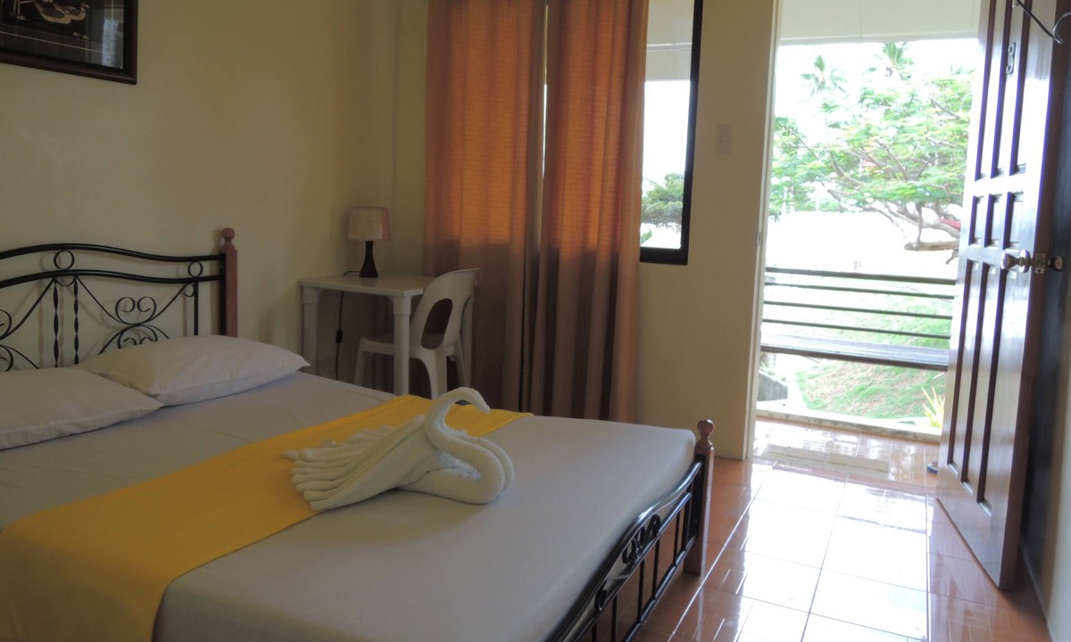 Bogo House | Hisoler's Beach Resort