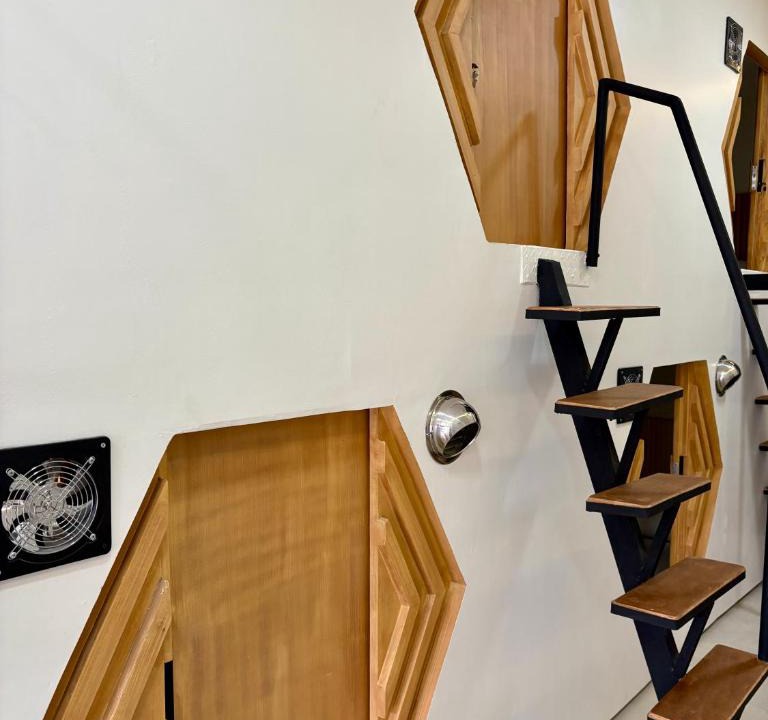 Cogon Hotel | Hive Capsule Hostel