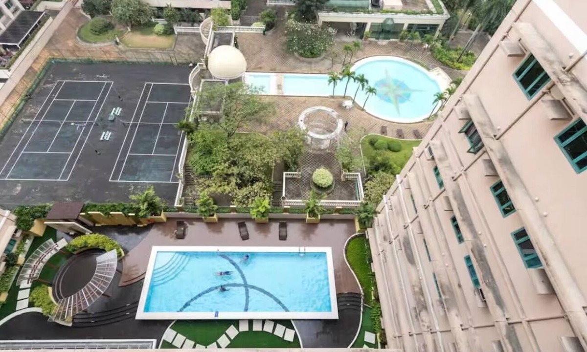 Ortigas Center Condo | Home Away from Home at Shine Residences