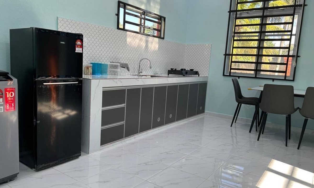 Selising House | Homestay Adilah D