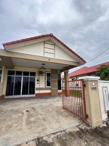Kampung Kuala Sungai House | Homestay AlJannah Taman Flora Alor Setar