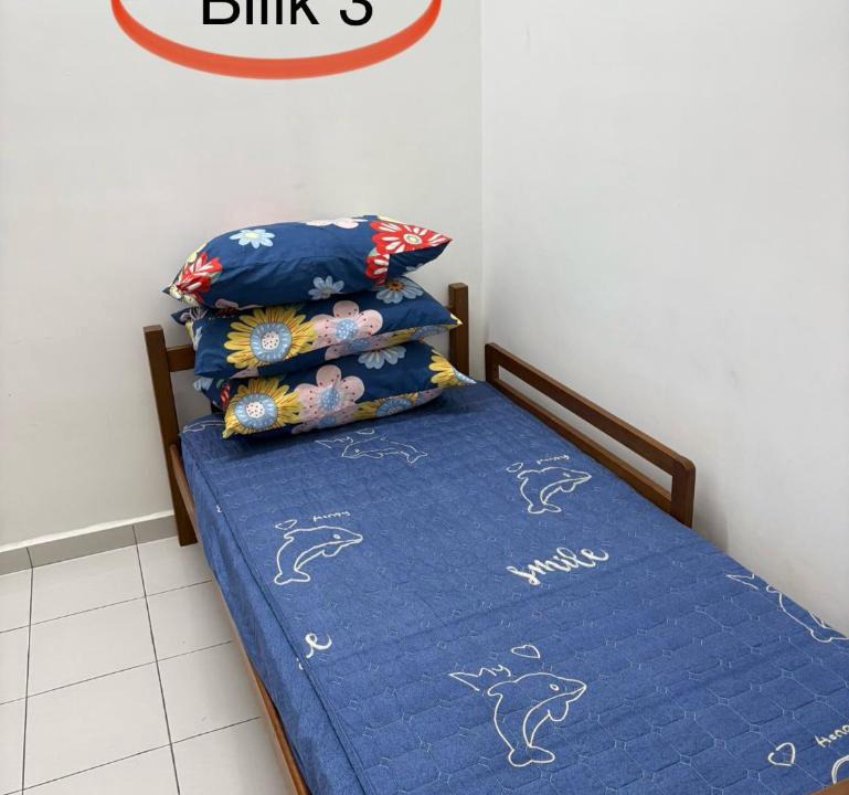 Sri Gading House | HOMESTAY CIKGU NORa near UTHM KPTM KKTM IPG Moslim onli