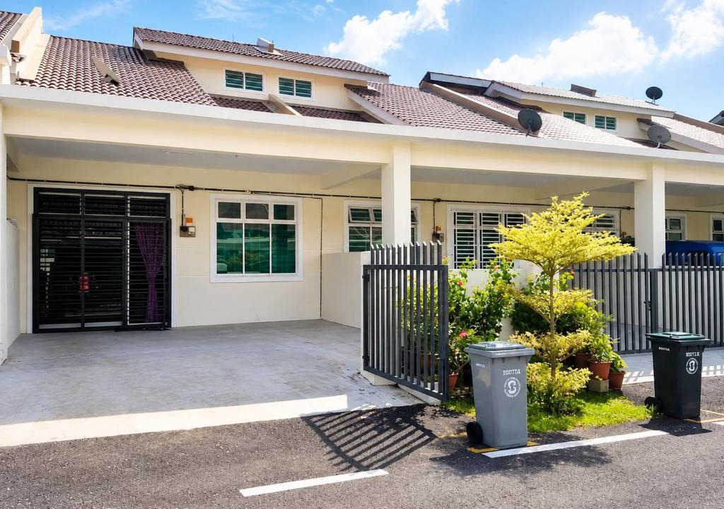 Mersing House | Homestay D'Anjung Mersing