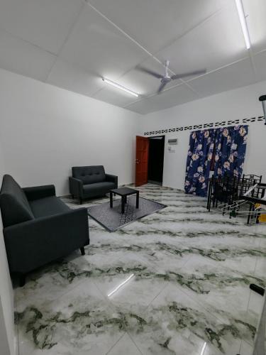 Banting House | HOMESTAY DATUL BANTING #5, 1bilik 4-6org, Near Jenjarom, HargaB40, Mvslim shj, #NO TOWEL