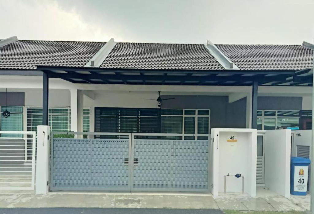 Banting House | Homestay KLIA MyHouse