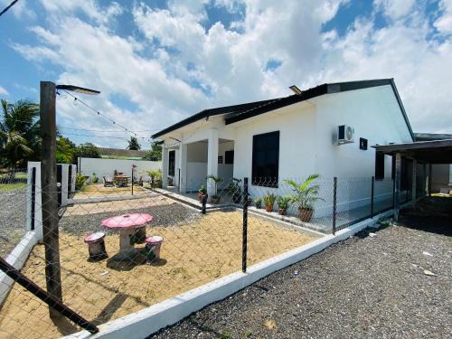 Kampung Permatang Pasir House | Homestay Teratak Nailufar