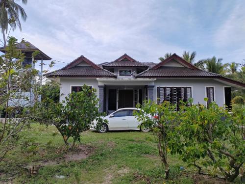 Kampung Telong House | Homestay Umar
