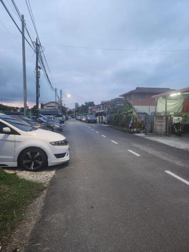 Gelugor House | Homestay Zaishazali