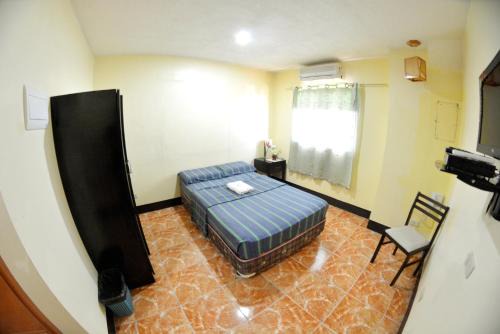 Cebu Hotel | Honey Hunt House