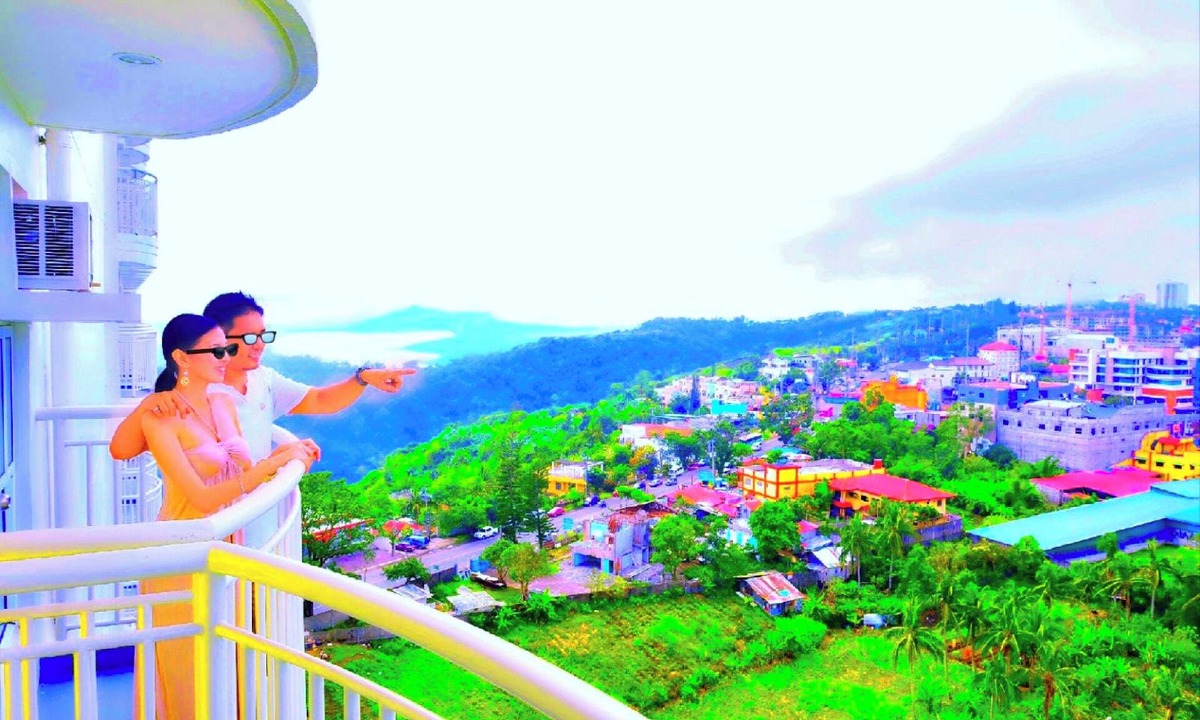 Silang Junction South Condo | HoneyLove 1-BR *Parking, Swimming Pool