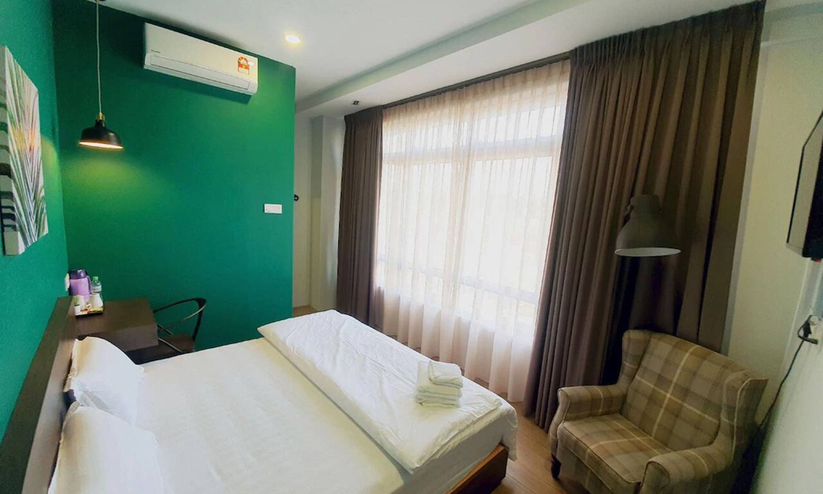 Sepang Hotel | Hotel O Green Home Hotel
