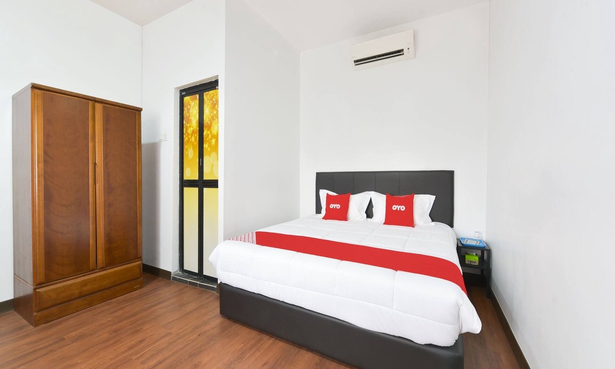 Sepang Hotel | Hotel O Madeena Inn