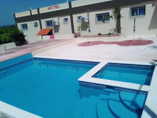 Villa Isabela Apartment | Hotel Rosangel