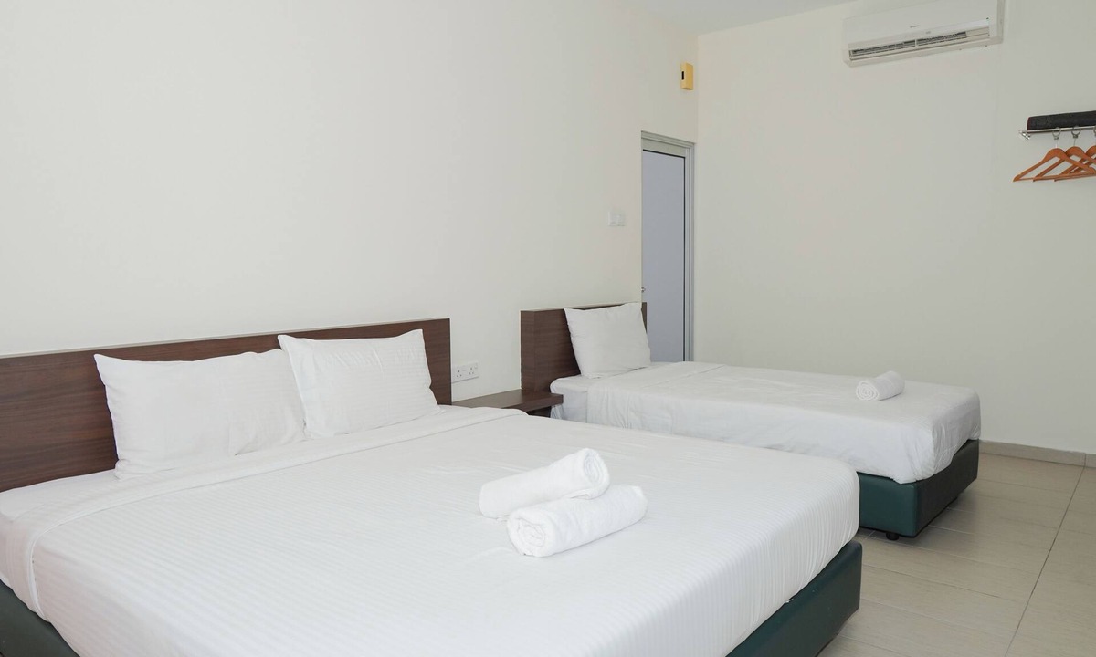 Gelang Patah Hotel | Hotel Shlyo