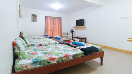 Paniqui Hotel | Hotels In Anao With Security/Safety, Guest Services, Air Conditioner